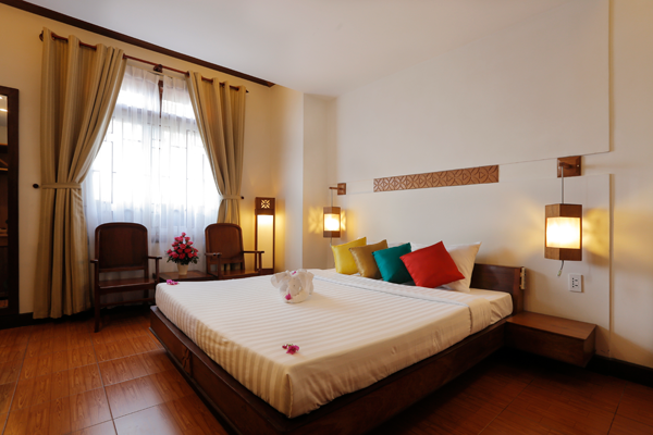 LIKE HOIAN HOTEL ***
